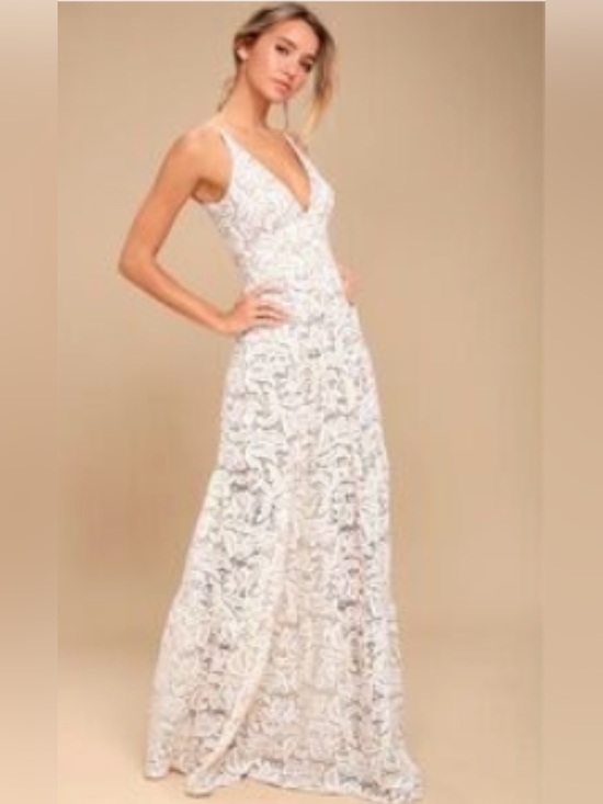 Dress the Population Dresses & Skirts - Dress the Population Melina Gold & Ivory Lace Maxi Dress